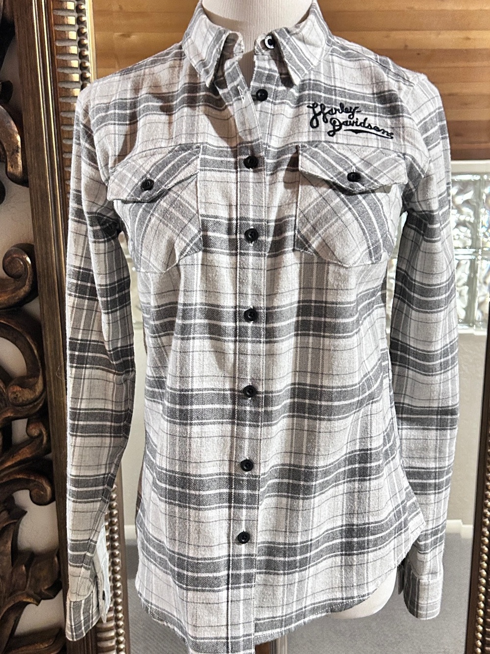 Harley-Davidson Women's White and Gray Plaid Button-Front Shacket